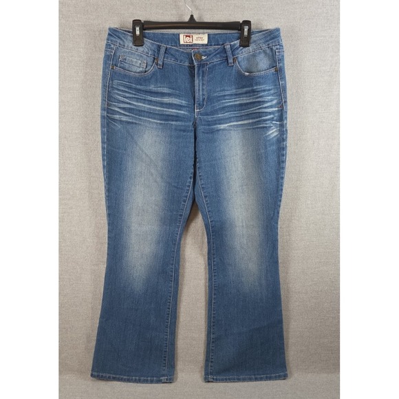 lei Denim - LEI Ashley Lowrise BootCut Jeans Junior 13 Flare Denim Pocket Embroidery Stretch